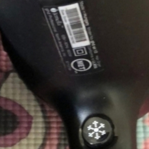 GHD Black Hair Dryer with TWO Attachments In EUC - Picture 4 of 16